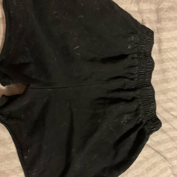 Shorts, never worn - Picture 2 of 2